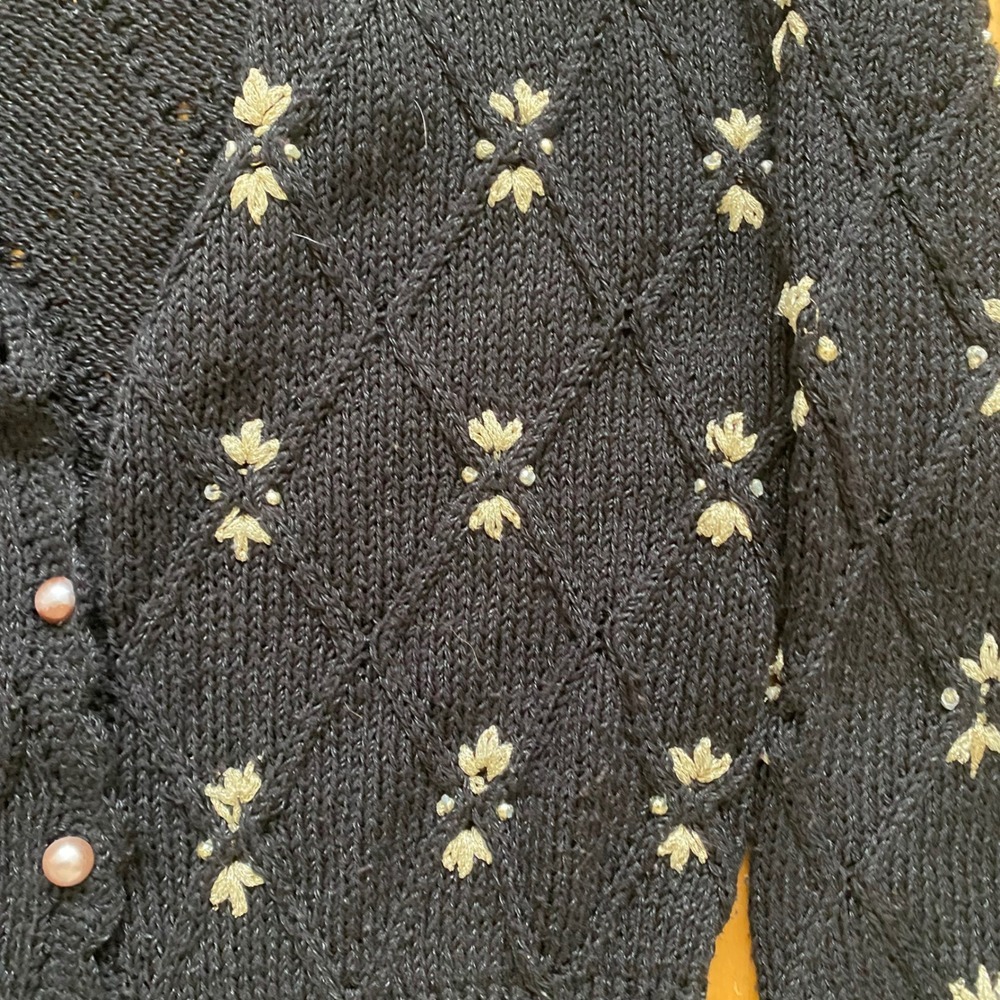 Magnolia Vintage Black Embroidered Beaded Peplum Cardigan Sweater Pearl Button L - Picture 7 of 12